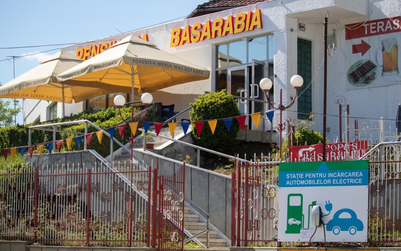 Pensiunea Basarabia Motel Onesti Exterior photo